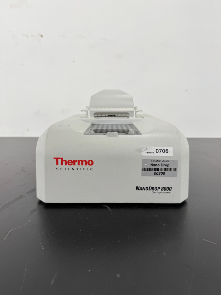 Image of Thermo Scientific NanoDrop 8000 Spectrophotometer